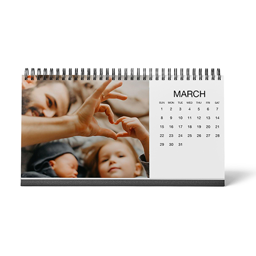 desktop calendar with picture of dad and kids