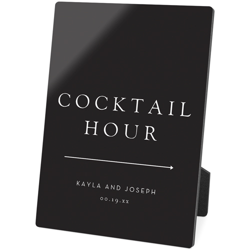 wedding direction sign pointing to cocktail hour